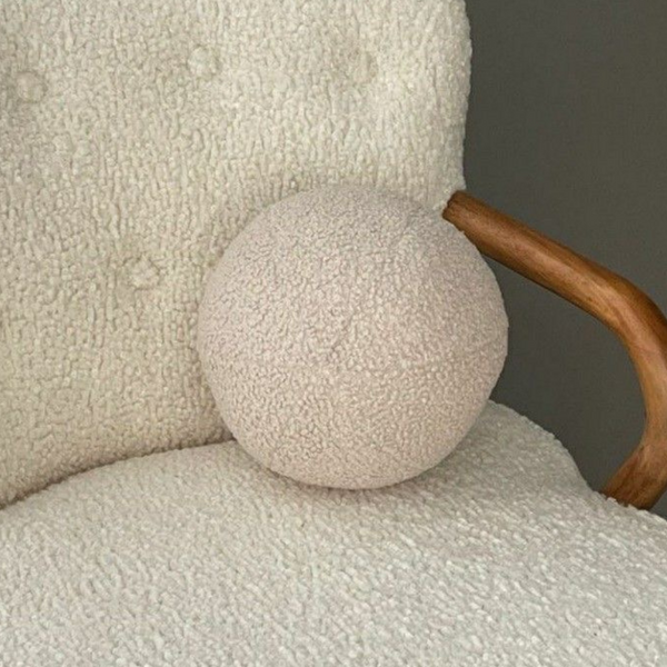 BALL CUSHION