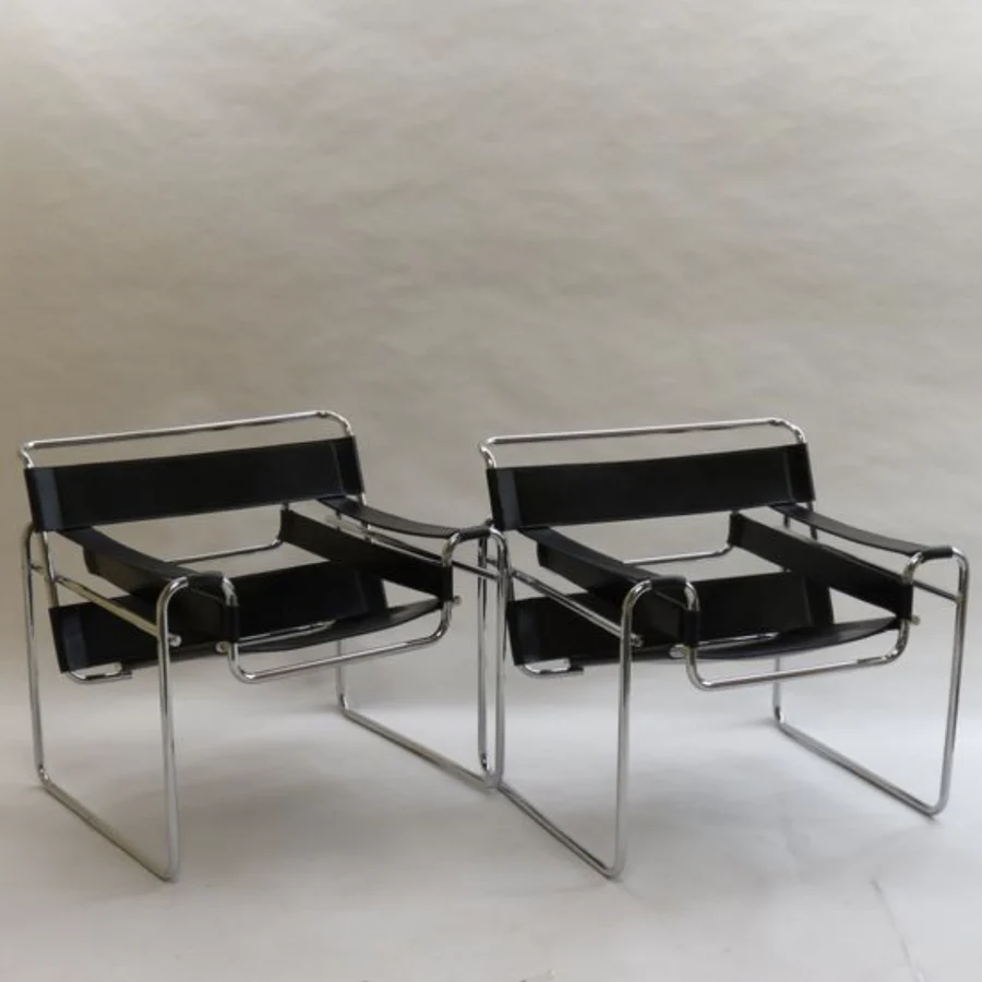 ARCO CHAIR